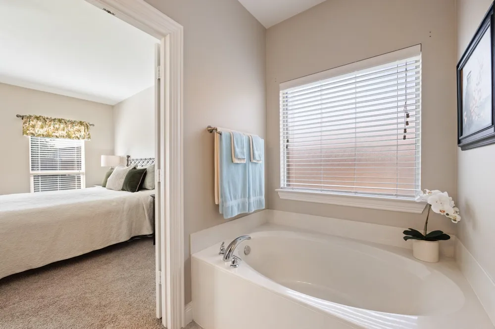 495 Oak Hills Lane Fate, TX 75189