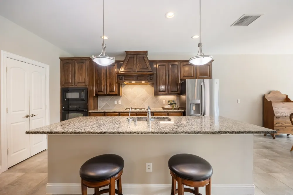495 Oak Hills Lane Fate, TX 75189