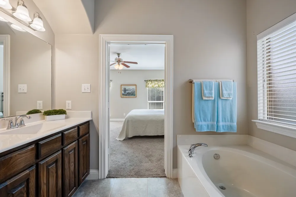 495 Oak Hills Lane Fate, TX 75189