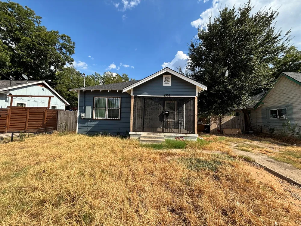 4302 Montie Street Dallas, TX 75210