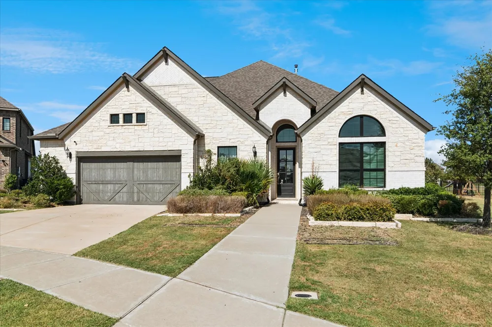 2800 Monument Court Heath, TX 75126