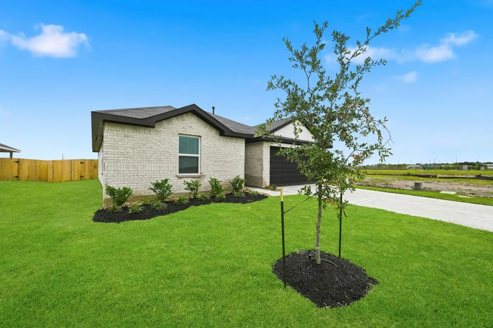 102 Rustic Creek Court Dayton, TX 77535