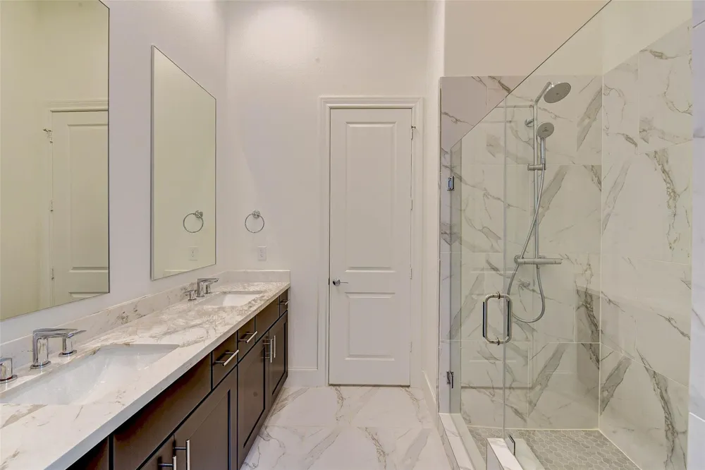 2724 Dolce Oaks Drive Houston, TX 77007