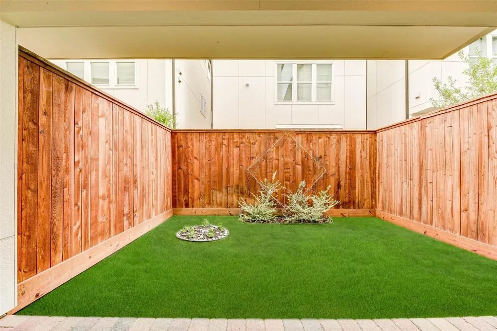 2724 Dolce Oaks Drive Houston, TX 77007