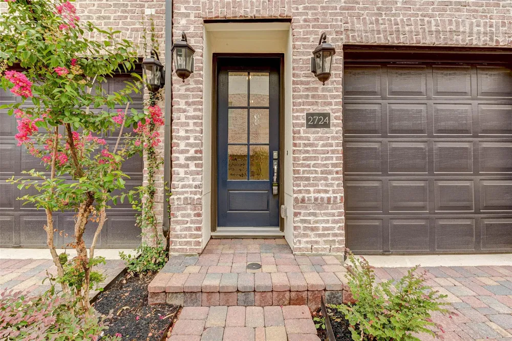 2724 Dolce Oaks Drive Houston, TX 77007