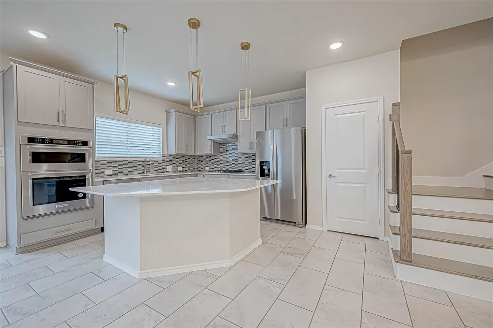 10511 Blankiet Lane Houston, TX 77025