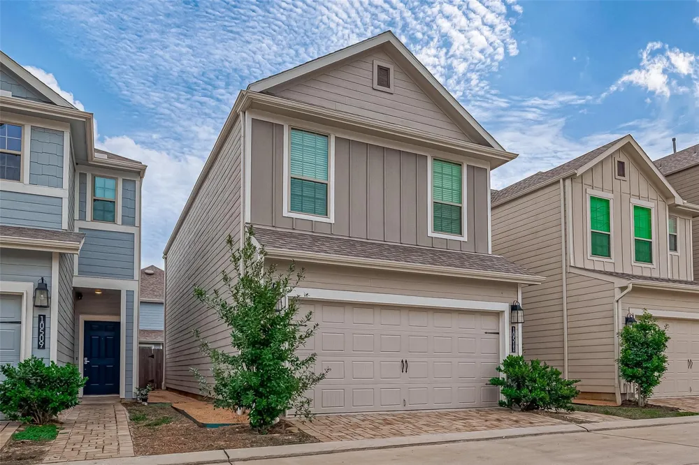 10511 Blankiet Lane Houston, TX 77025