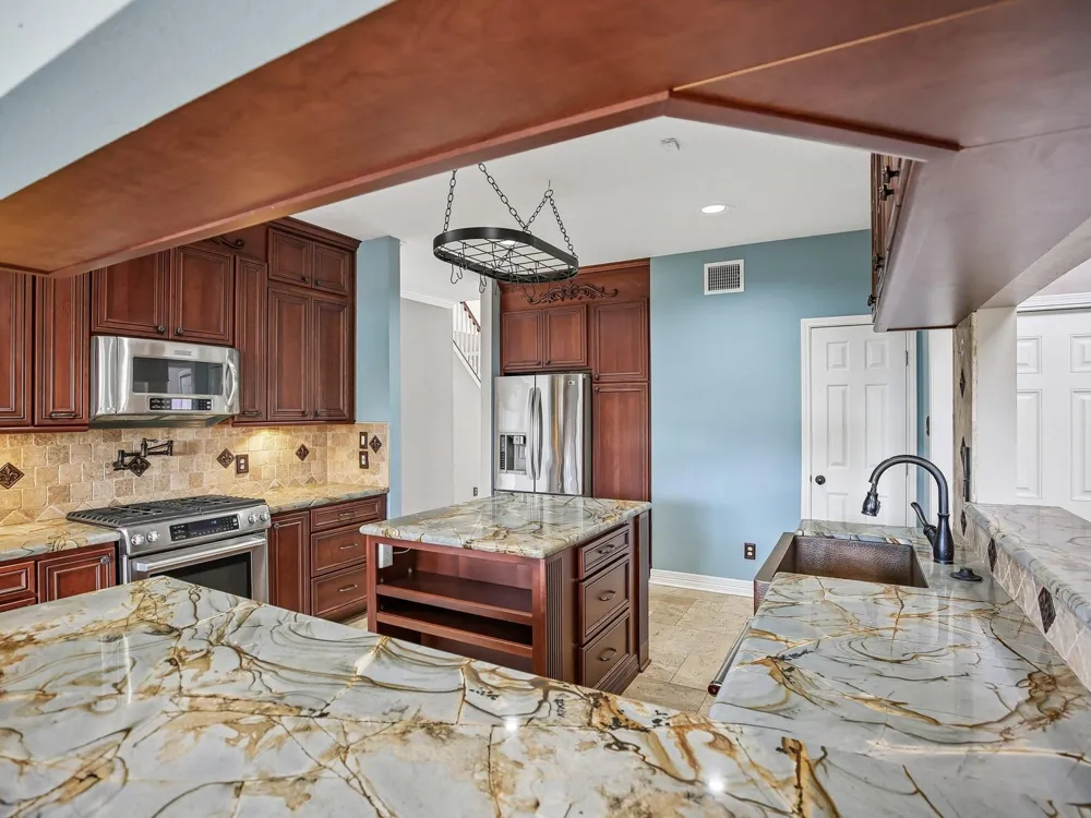 2502 Sea Horse Court Seabrook, TX 77586