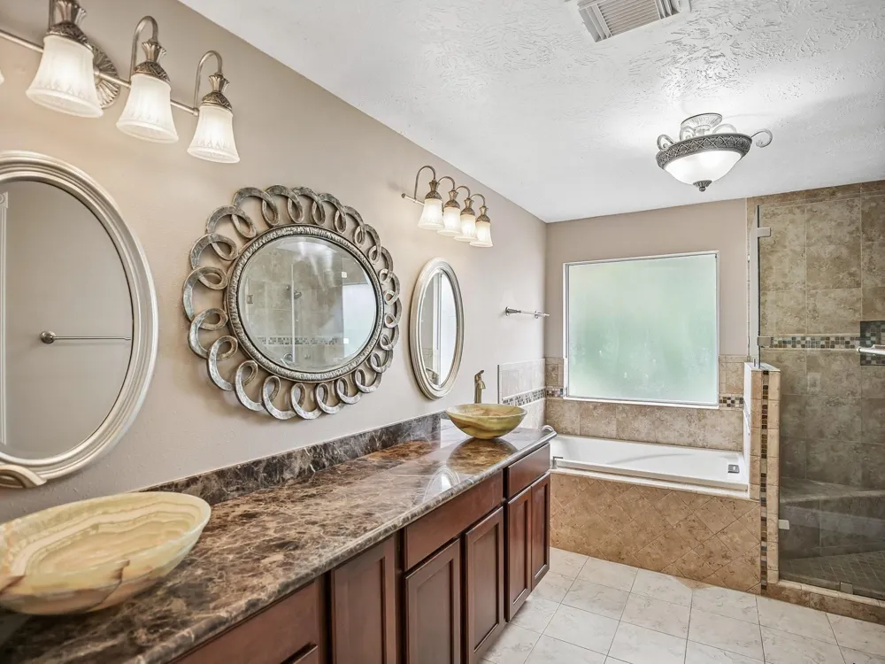 2502 Sea Horse Court Seabrook, TX 77586