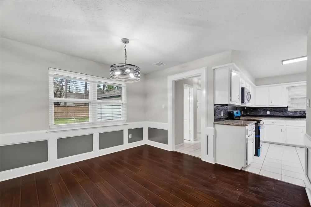 2402 Oak Shores Drive Houston, TX 77339