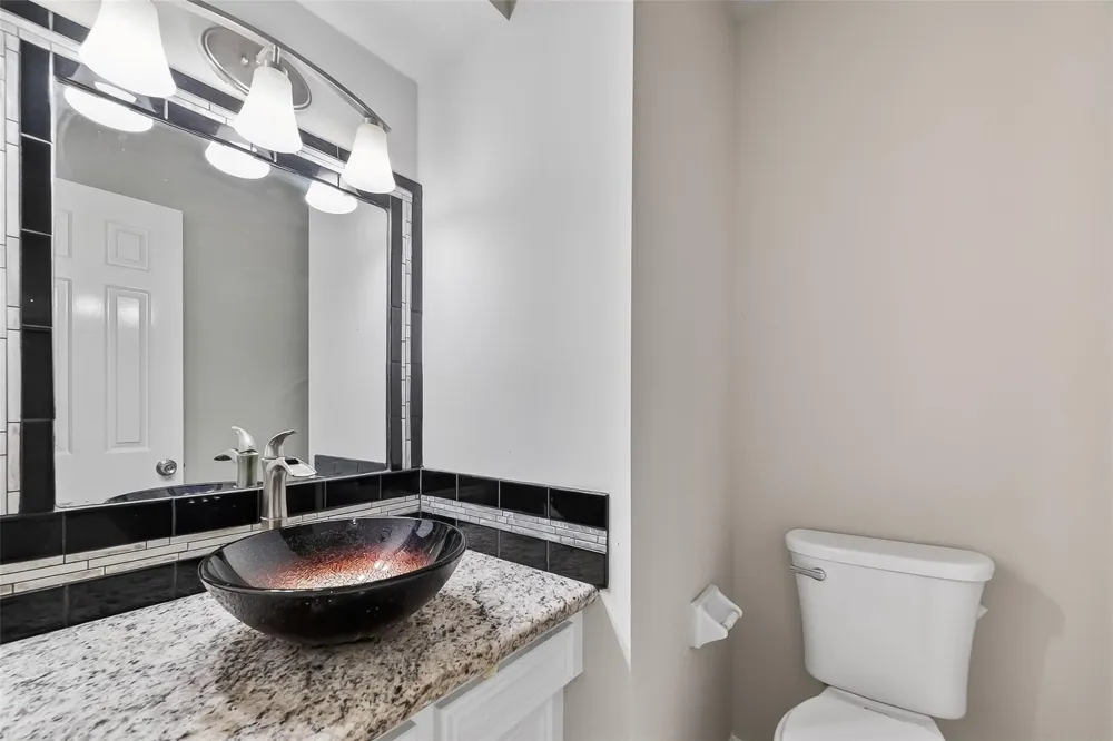 2402 Oak Shores Drive Houston, TX 77339