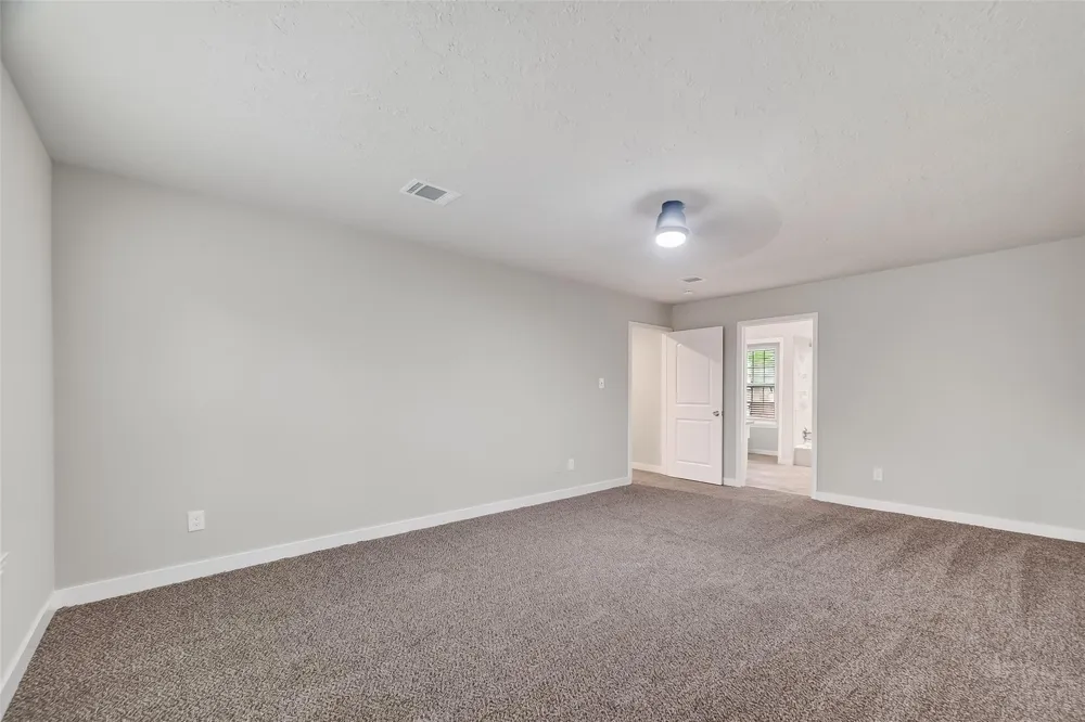 2402 Oak Shores Drive Houston, TX 77339