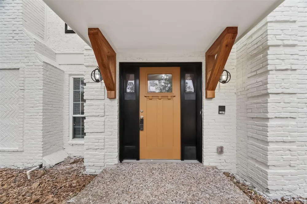 2402 Oak Shores Drive Houston, TX 77339