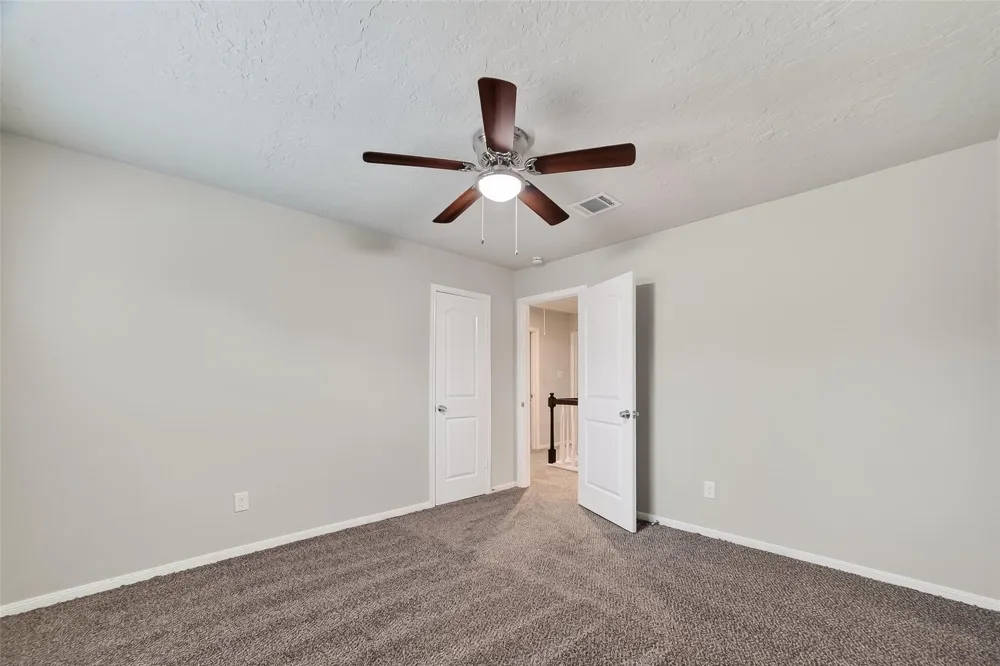 2402 Oak Shores Drive Houston, TX 77339
