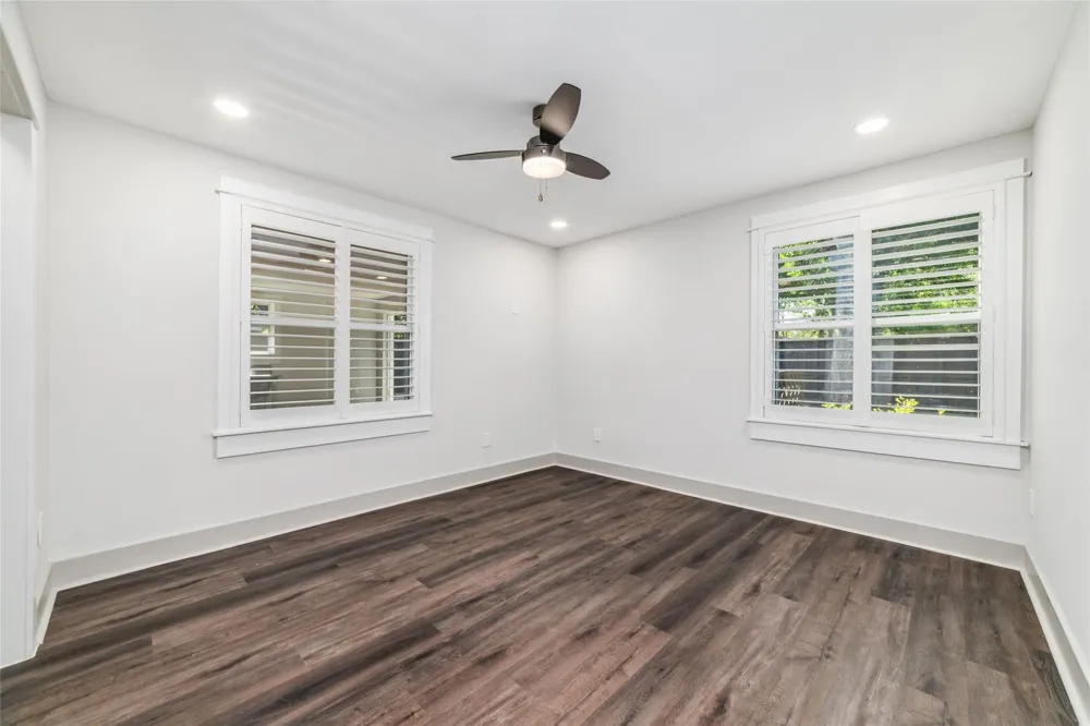 9400 Spring Branch Drive Houston, TX 77080
