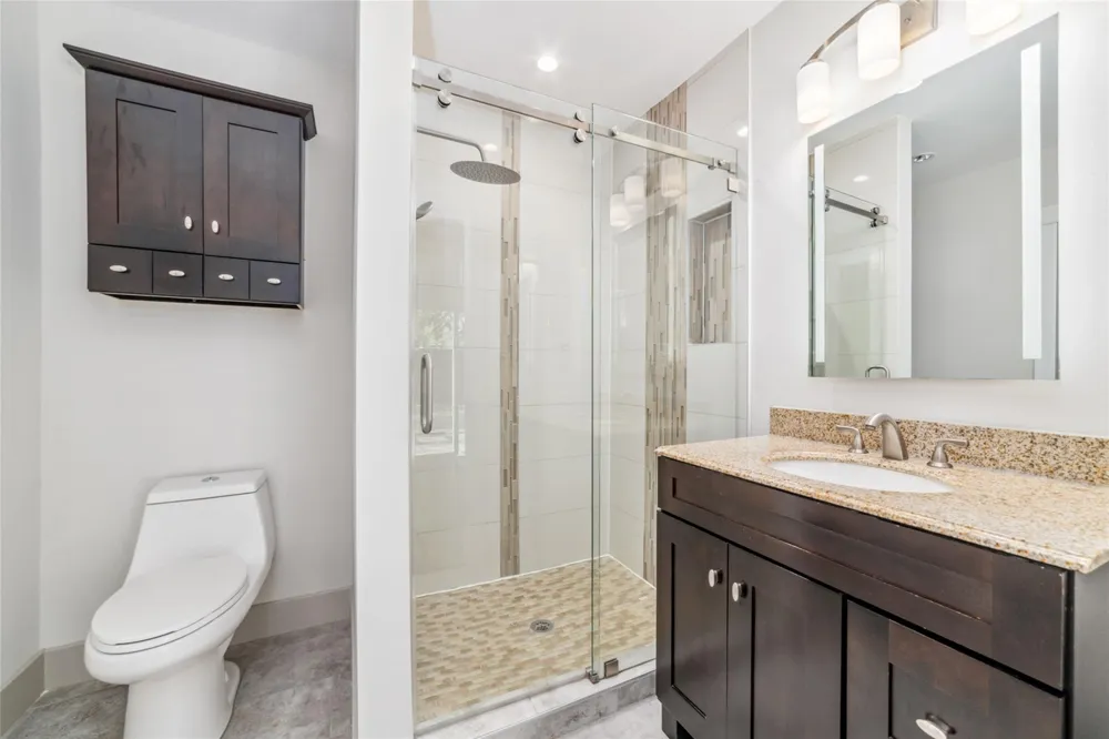 9400 Spring Branch Drive Houston, TX 77080