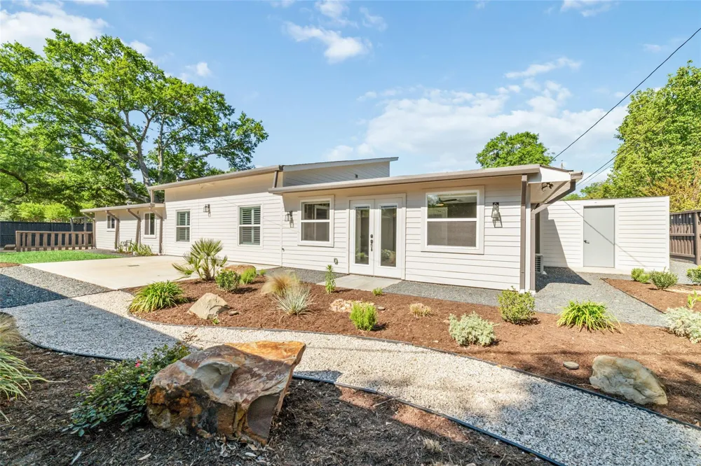 9400 Spring Branch Drive Houston, TX 77080