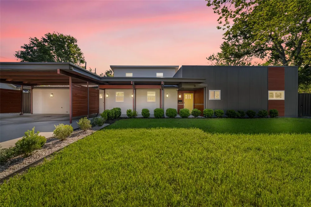 9400 Spring Branch Drive Houston, TX 77080