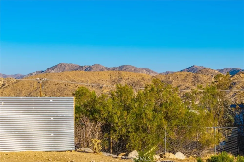 51039 Canyon Morongo Valley, CA 92256