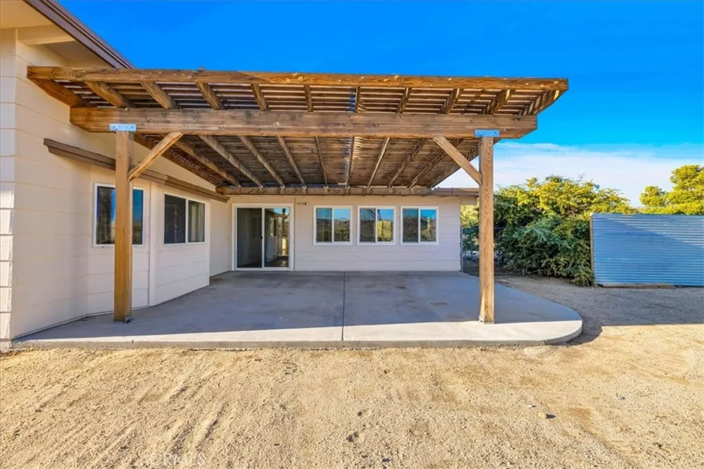 51039 Canyon Morongo Valley, CA 92256