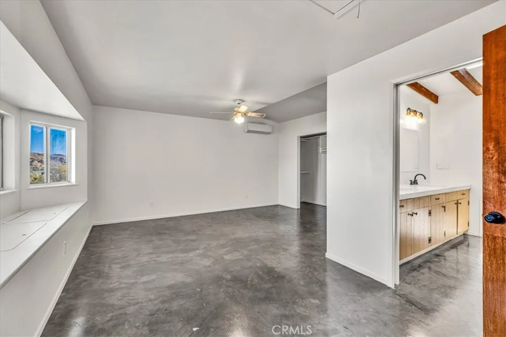 51039 Canyon Morongo Valley, CA 92256