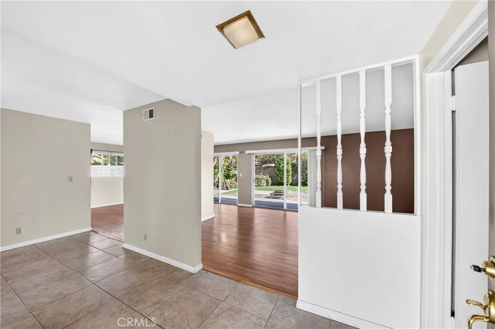 2300 Camino Escondido Fullerton, CA 92833