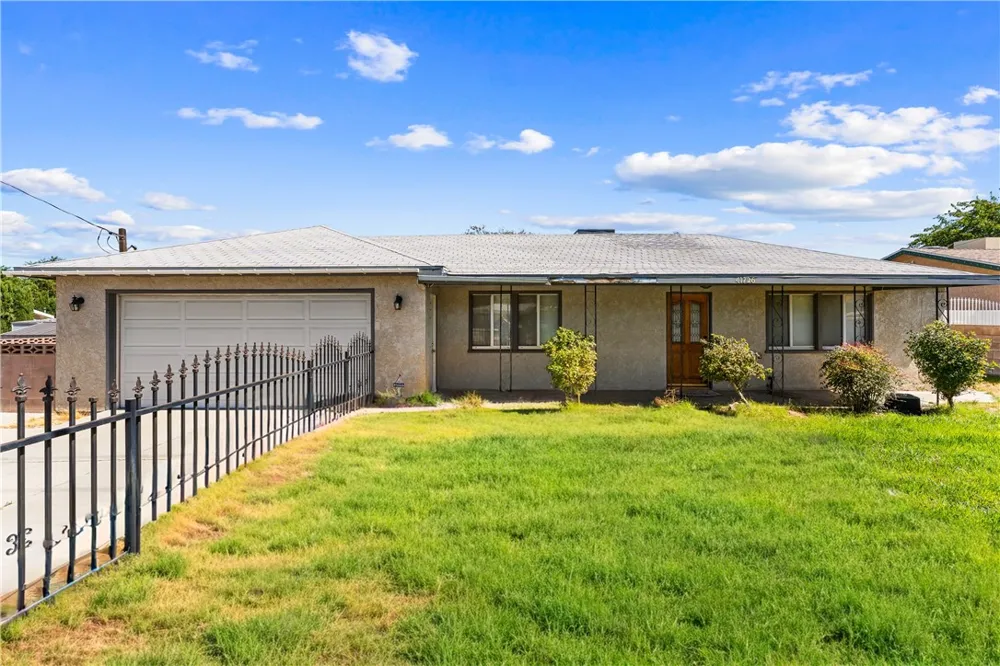 41726 55th W Lancaster, CA 93536