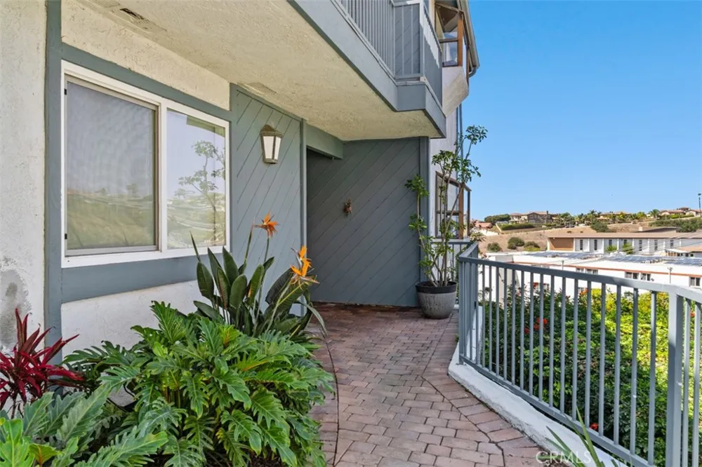 132 Avenida Presidio San Clemente, CA 92672