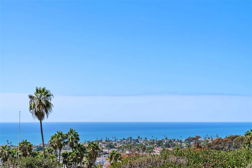 132 Avenida Presidio San Clemente, CA 92672