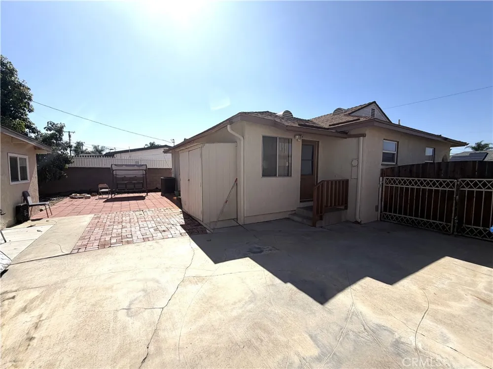 824 Meeker Avenue La Puente, CA 91746