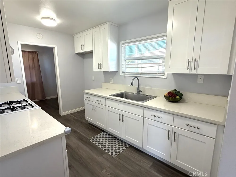 824 Meeker Avenue La Puente, CA 91746