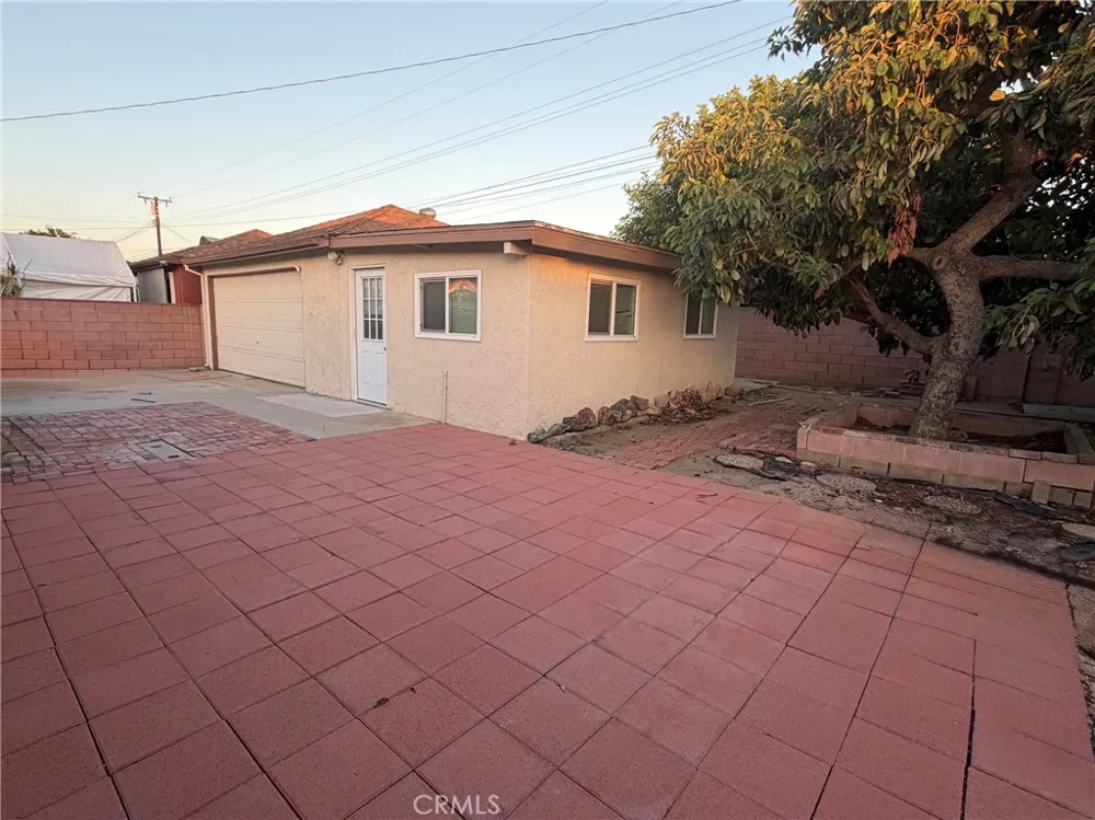 824 Meeker Avenue La Puente, CA 91746