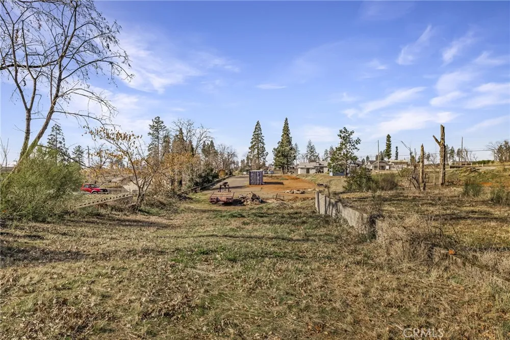 7654 Skyway Paradise, CA 95969