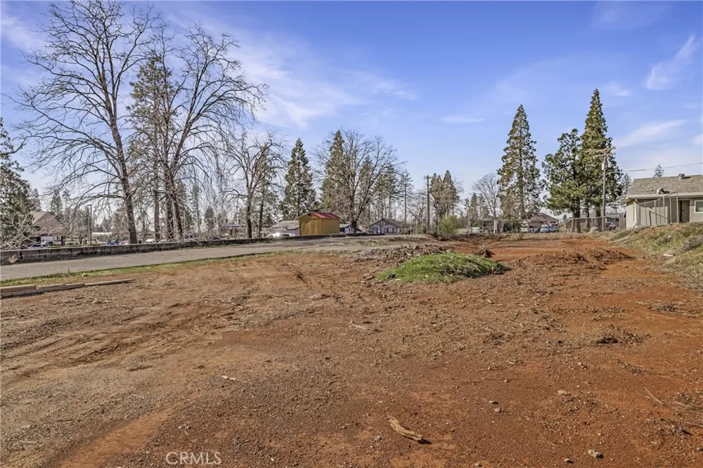 7654 Skyway Paradise, CA 95969