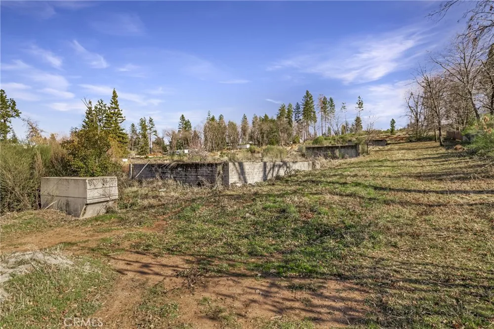 7654 Skyway Paradise, CA 95969