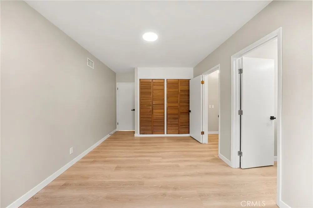 4805 Vecino Covina, CA 91722