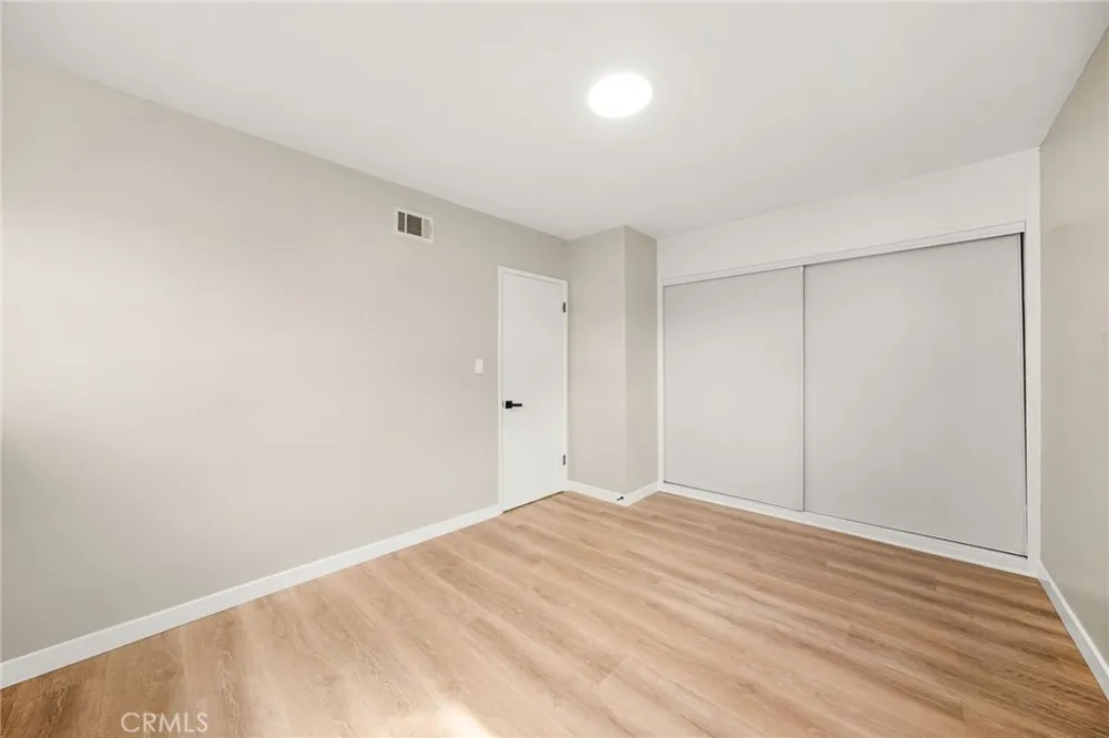 4805 Vecino Covina, CA 91722
