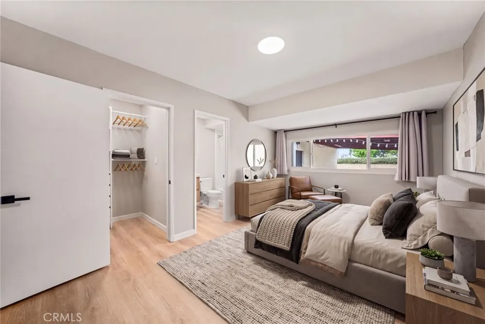 4805 Vecino Covina, CA 91722