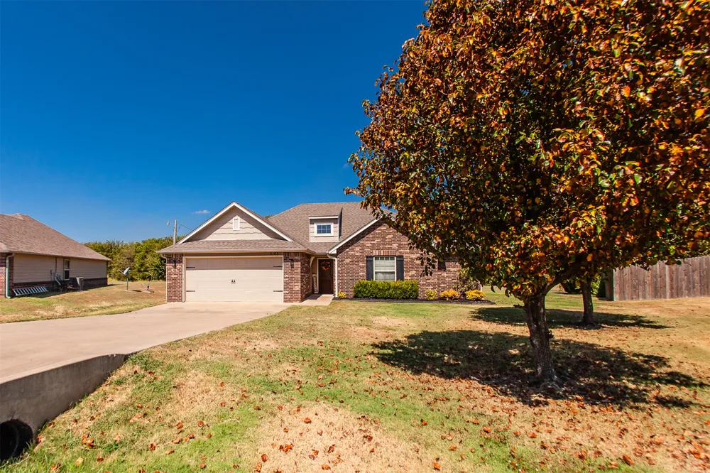 9165 E Pamela Road Claremore, OK 74019
