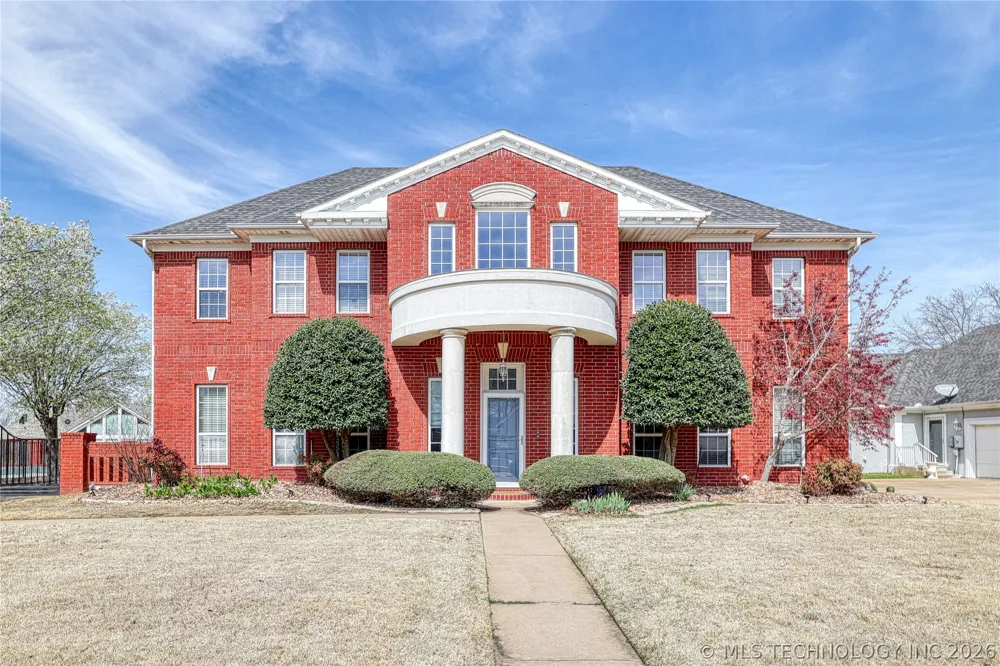 29 River Oaks Avenue McAlester, OK 74501