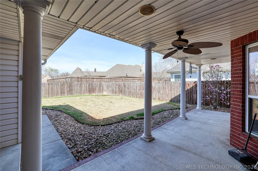 29 River Oaks Avenue McAlester, OK 74501