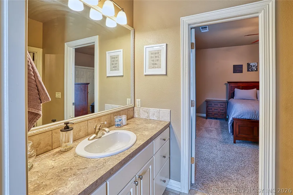 29 River Oaks Avenue McAlester, OK 74501