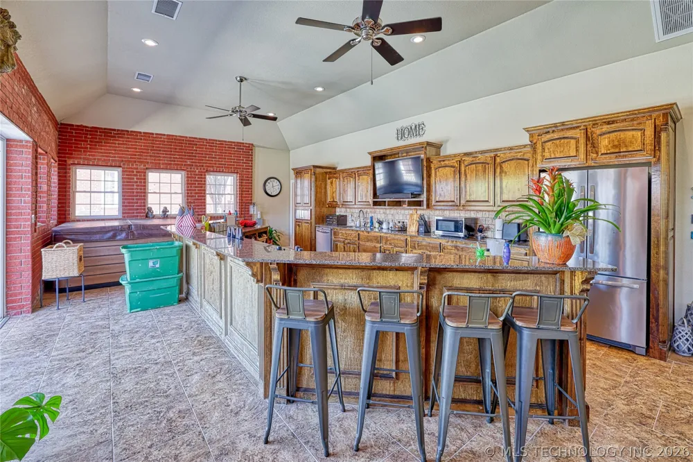 29 River Oaks Avenue McAlester, OK 74501