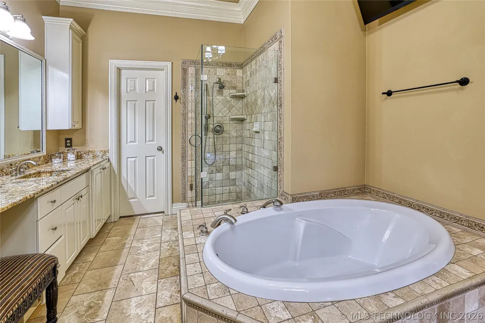 29 River Oaks Avenue McAlester, OK 74501