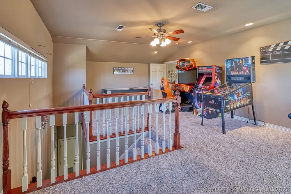 29 River Oaks Avenue McAlester, OK 74501