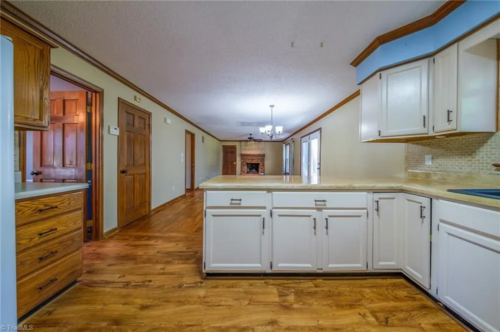 5917 Hickory Grove Road Greensboro, NC 27409