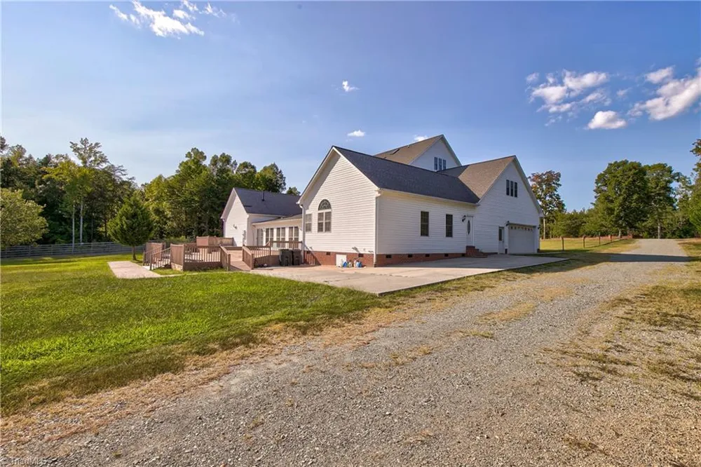 5054 Harvest Road McLeansville, NC 27301