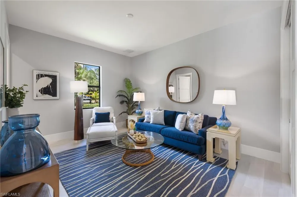 4221 7th Avenue NW Naples, FL 34119
