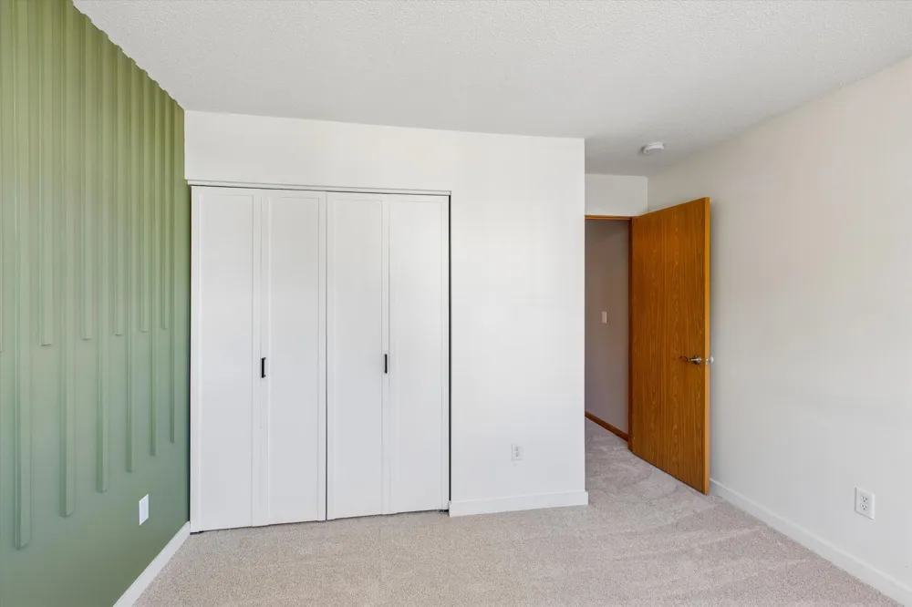 11712 Ryan Circle #1608 Burnsville, MN 55337