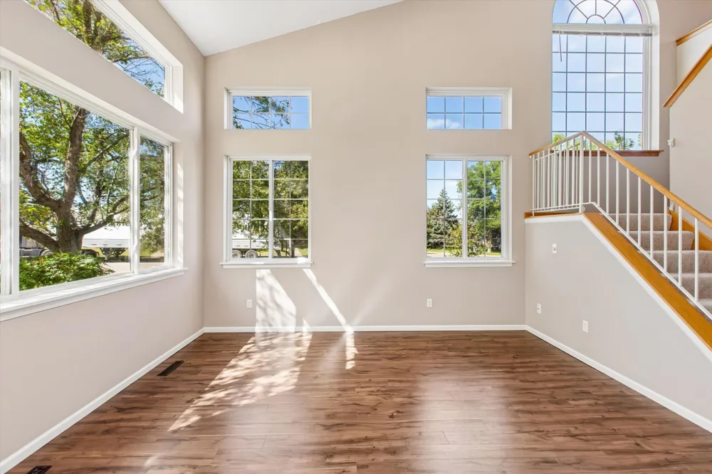 11712 Ryan Circle #1608 Burnsville, MN 55337